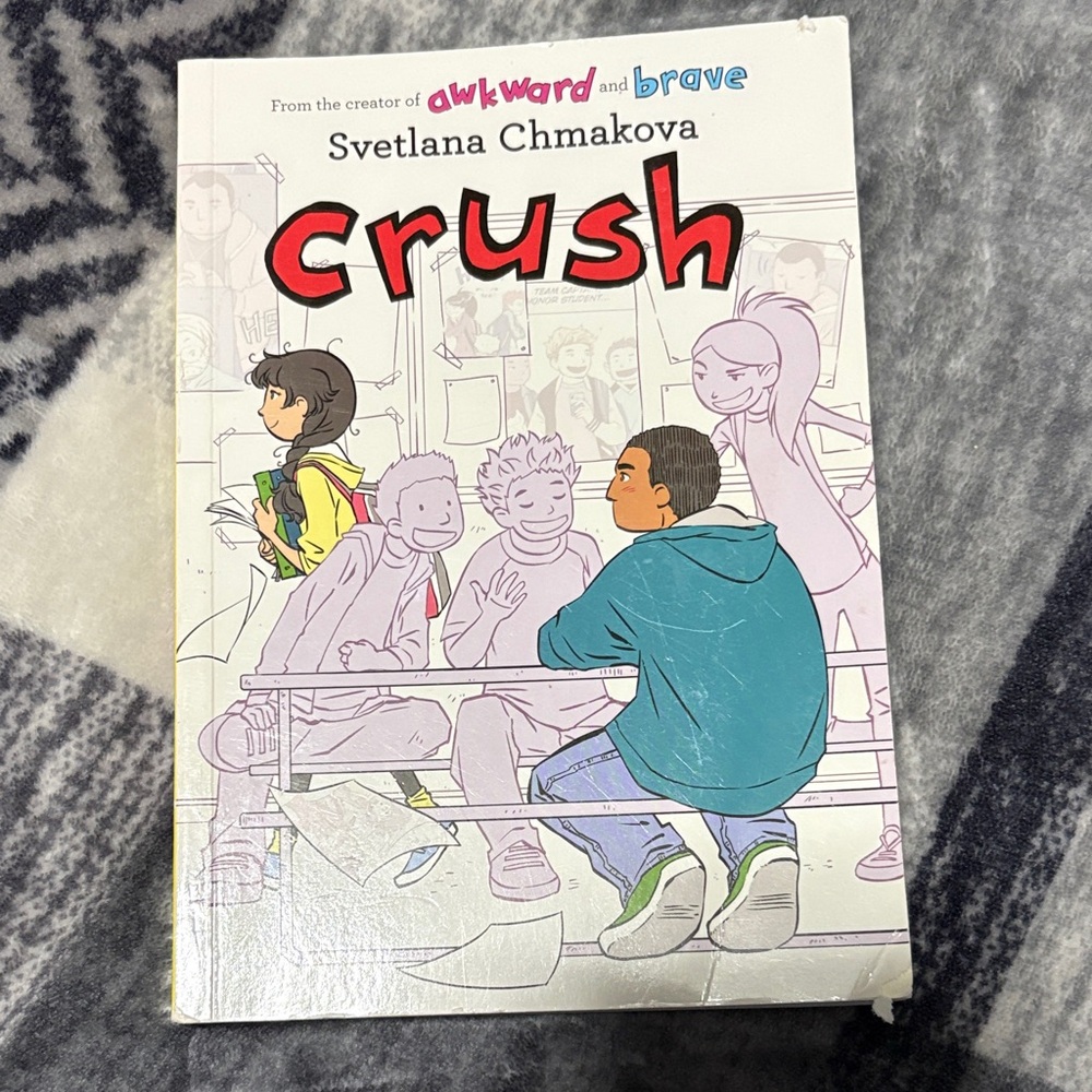 🦋Crush by Svetlana Chmakova Graphic Novel